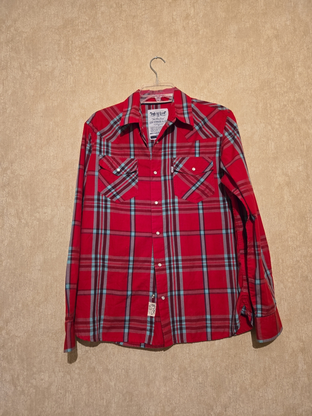 Vintage Levi Strauss Red Plaid Western-Style Men's Shirt - Size S